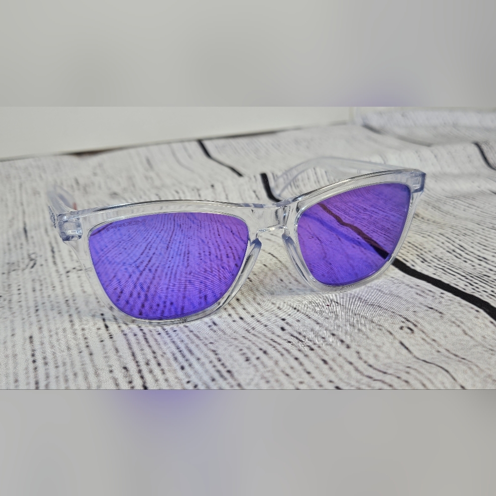 Oakley Frogskins Sunglasses